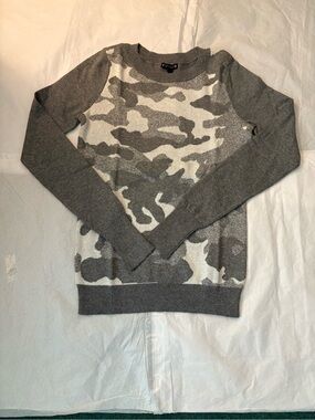 Express Gray Camouflage Sweater